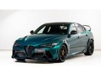 2021 alfa romeo giulia verde automatique conduite à gauch...