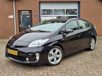 toyota prius - 1.8 hybrid dynamic business navigatie nl-auto cruise