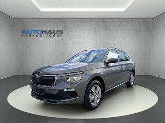 skoda kamiq 1.0 tsi ahk+kamera+beh. frontscheibe+mfl+v