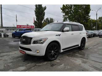 infiniti qx56 an. 2011