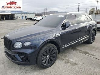 bentley bentayga 2023 4.0 v8 4.0 benzyna 542km