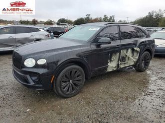 bentley bentayga 2023 4.0l 4.0 benzyna 542km