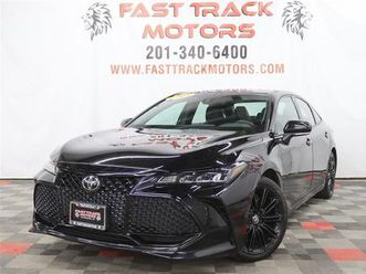 used 2021 toyota avalon xse