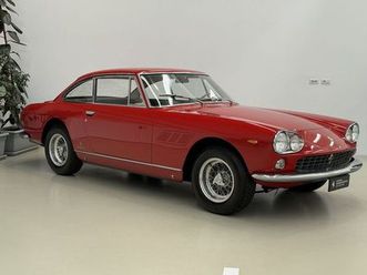 ferrari 330 gt 2+2 restauro da concorso