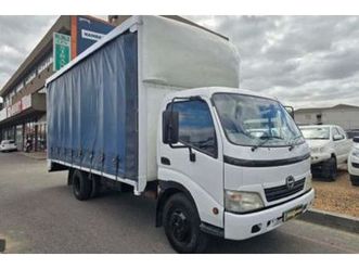 2011 hino 300 814 lwb f/c c/c