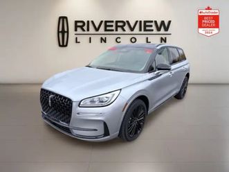 2023 lincoln corsair reserve awd 2.3l - like new! ultra low km's