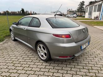 gt 1.9 mjt 16v luxury