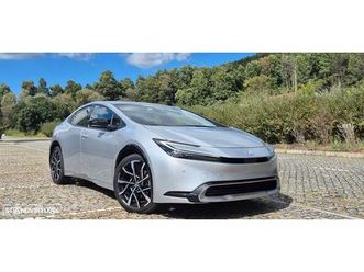 toyota prius 2.0 plug-in luxury