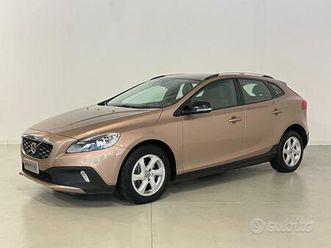 volvo v40 cross country d2 business