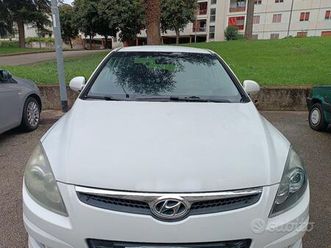 hyundai i 30 gpl cilindrata 1400 anno 2009