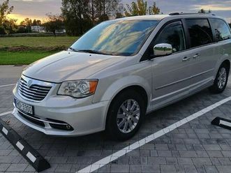 lancia voyager, cena 7 900 €. ērts un komfortabls ğimenes auto. auto komplekts. lieliski. zvanat. - sludinājumi