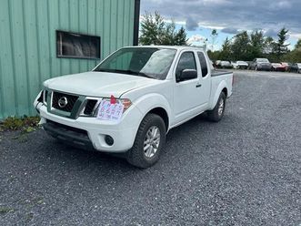 2015 nissan frontier sv