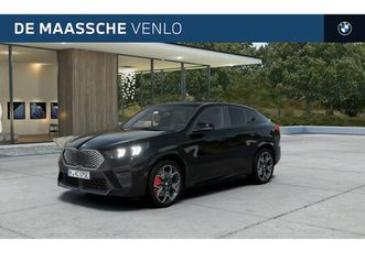 bmw ix2 - edrive20 m sport / panoramadak / trekhaak / sportstoelen / comfort access / m adaptief ond