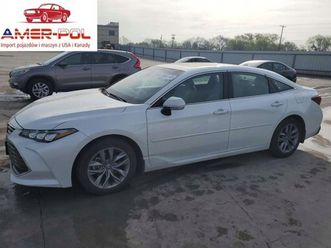 toyota avalon xle 2022 2.5l 2.5 hybryda 215km