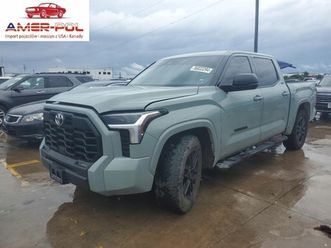 toyota tundra crewmax sr 2023 3.5l 3.5 benzyna 389km