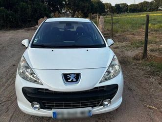 peugeot 207 1,4 vti 16v 95 cv essence super état