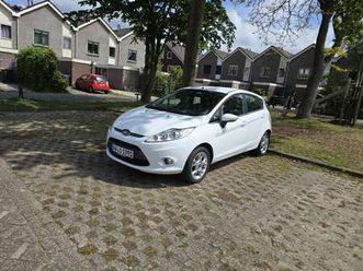 das auto ist sehr gut.