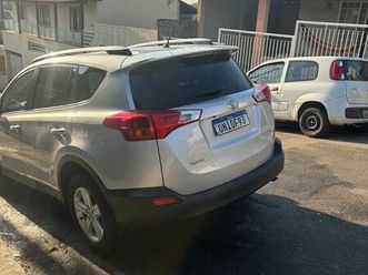 carros , vans e utilitários