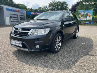 fiat freemont 3.6 v6 24v 280ch – boîte automatique – transmission intégrale – finition lounge