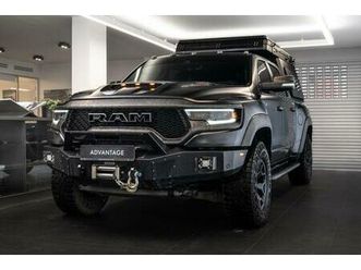 ram 1500 trx/stan/naviják/harman kardon