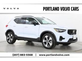 2026 volvo xc40 b5 plus