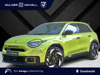 abarth 600e scorpionissima 54kwh 280pk | sabelt sportstoelen | adaptive cruise | 20 lmv | apple carplay / android auto |