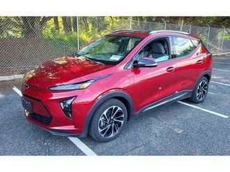 2022 chevrolet bolt euv premier