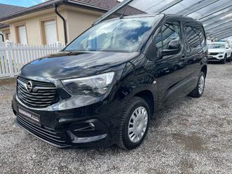 opel combo 1,5 d l1h1,n1,3 sjedala,kamera,pdc,-100%pdv,jamstvo 12mj., 2021 god.