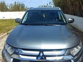 mitsubishi outlander 159cv março/16