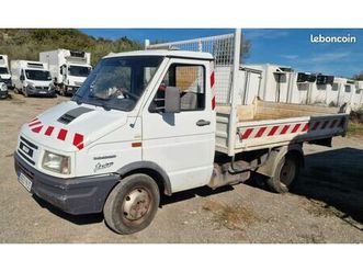 camion benne iveco, 3t5 en bonne etat