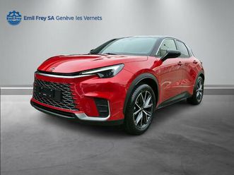 lexus lbx 1.5 hybrid emotion: réserver un essai sur route !