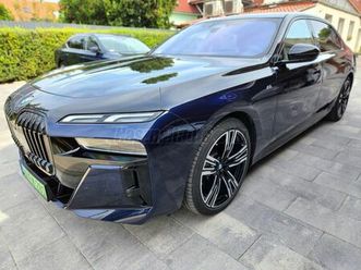 bmw i7 xdrive60 101,7kwh áfás!!! gyári bi-tone fényezés! bowers and wilkins! full!