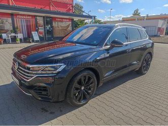volkswagen touareg 4.0 v8 tdi r-line tiptronic ic 1 tulaj. 8 kerék alufelnin