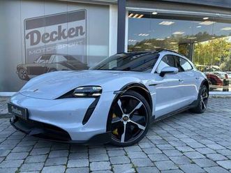 taycan turbo s cross turismo