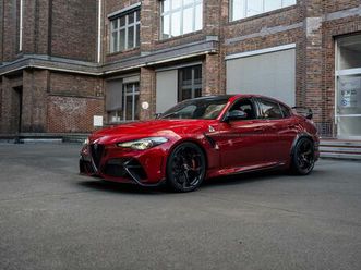 alfa romeo guila gtam (2022), 1/500, neuzustand mit 80 kilometern laufleistung