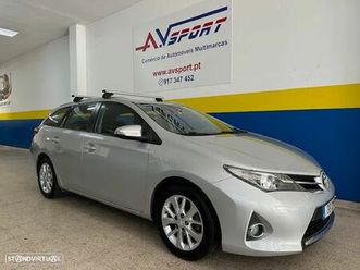 toyota auris touring sports 1.33 vvt-i comfort +j16+navi
