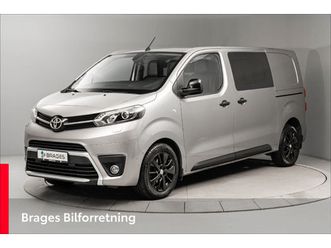 2022 toyota proace 2,0 d 144 comfort black pack l1h1 thb aut