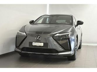 lexus rz 450e comfort: réserver un essai sur route !