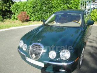 4.0 v8 pack classique bva