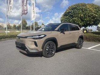 ② toyota corolla cross style — toyota — 2ememain