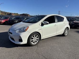 2013 toyota prius c technologie