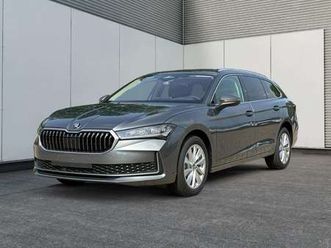 combi selection 4wd+ahk+navi+kam+el.heckkl.+kes...