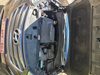 ② huyndai grand santa fè2.2l diesel automatic 7places — hyundai — 2ememain