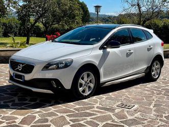 volvo v40 corss country d3 geartronic