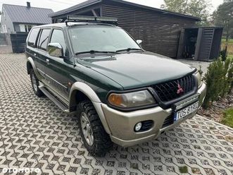 mitsubishi pajero sport
