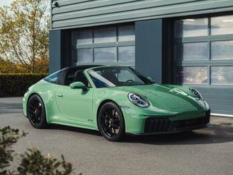 porsche 911 targa 4 gts (992 ii)