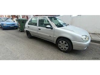 citroen saxo 2002 1.4 exclusive