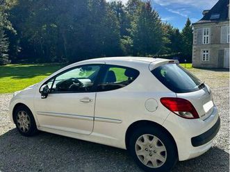 peugeot 207 1.4 hdi commercial