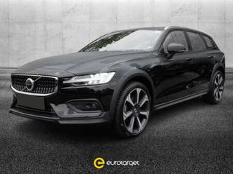 v60 cc (2018-2024) v60 cross country b4 (d) awd automatico plus