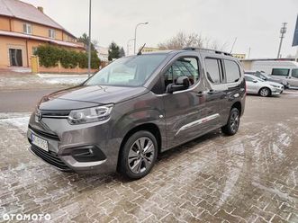 toyota proace city verso long 1.5 d-4d business